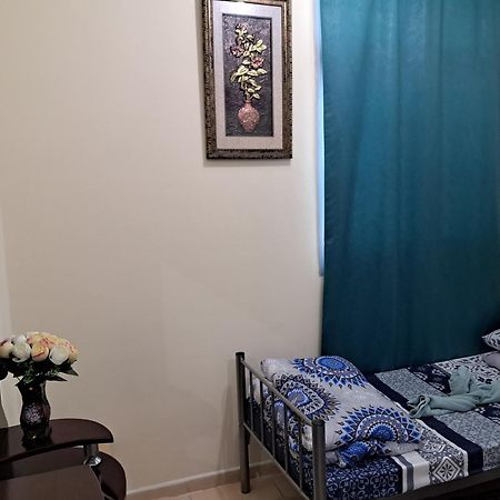 Top House Hostel Abu Dhabi Ngoại thất bức ảnh