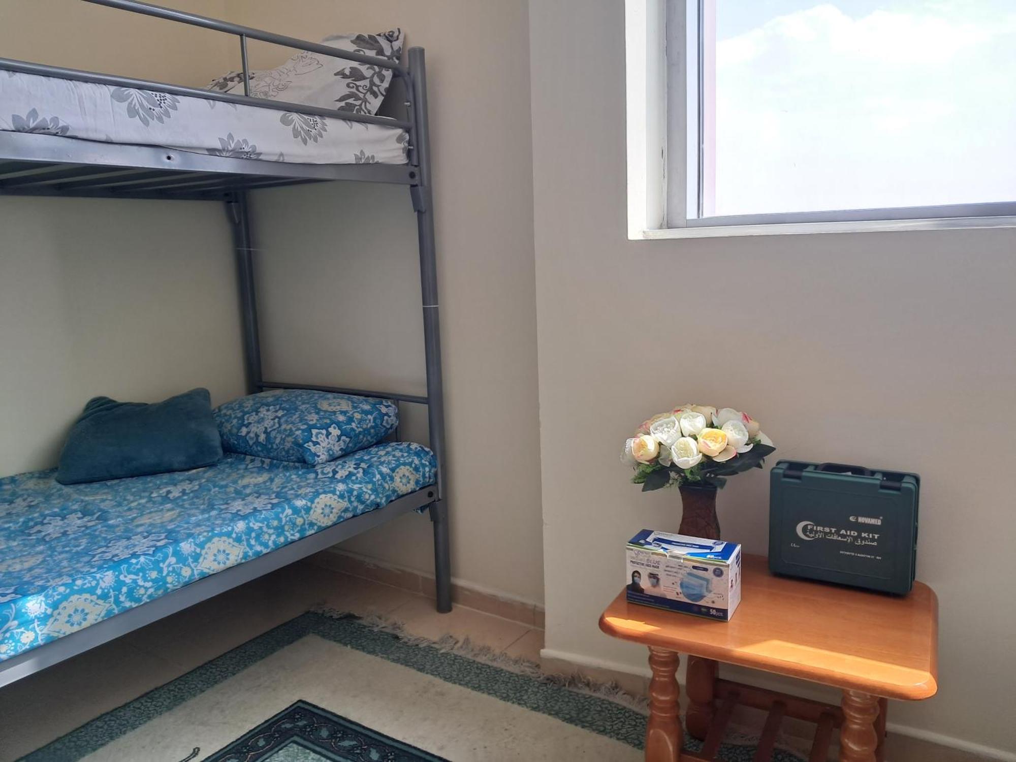Top House Hostel Abu Dhabi Ngoại thất bức ảnh