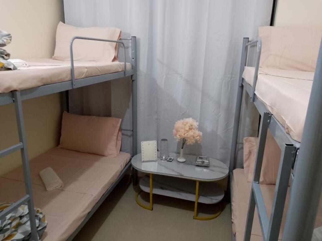 Top House Hostel Abu Dhabi Ngoại thất bức ảnh